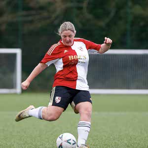 Louise Curr profile