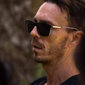 Damien Johnston profile