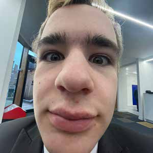 Christopher Blunt profile