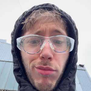 Hayden Armstrong profile