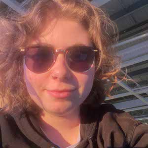 Emma Amster profile