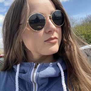Sophy McNeill profile