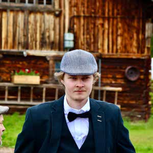 Axel Holmstrom Rustad profile