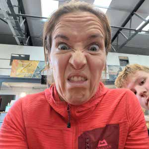 Tara Grosvenor profile