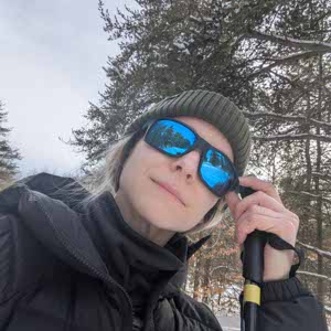 Veronique Chenier profile