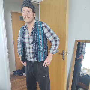 Alec Robertson profile