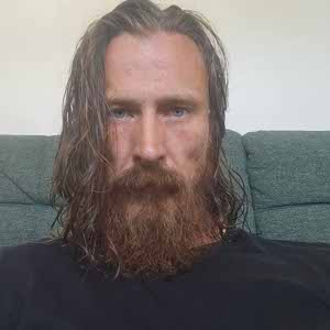 Chris Edwards profile