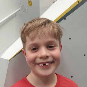 Xander Holloway profile