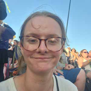 Robyn Wynn profile