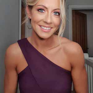Naomi Kinnersley profile