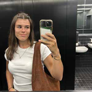 Gabrielle Cleverley profile