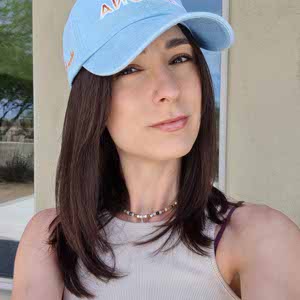 Hannah Hargreaves profile