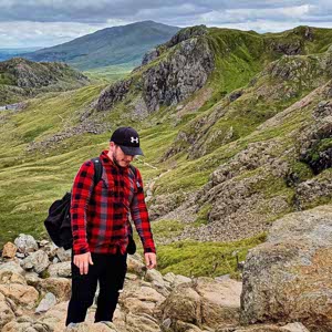 Lee Davis profile