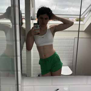 Lily Cheverton profile