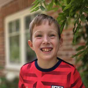 Leo Collyer profile