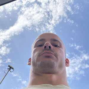 Logan Lindstrom profile