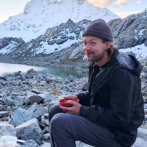 Roly Hanson profile