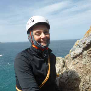 Hilary Sharp profile