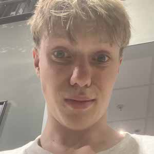 Louie Stoesser profile