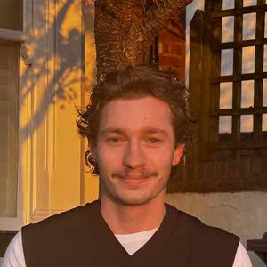 Sam Bax profile