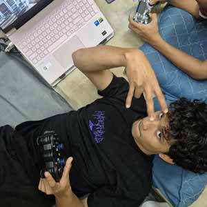 Dzuhair Alzam profile