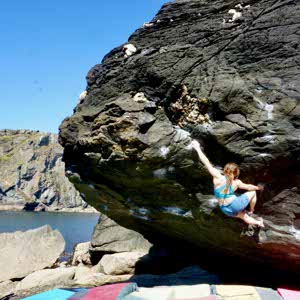 Erin Cowley profile