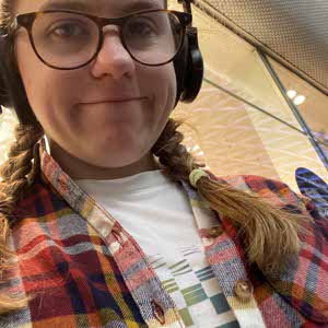 Charlotte Lacey profile