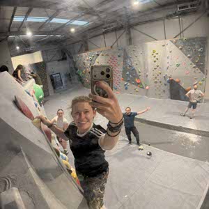Kirsty Edwards profile
