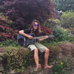 Laurie Hurley profile