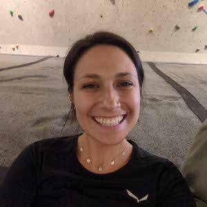 Claudia Buratti profile