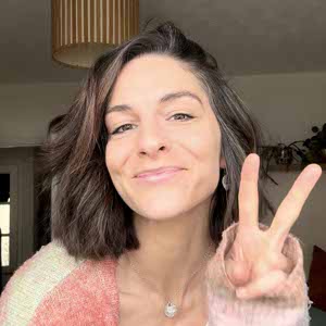 Chloe Smith profile