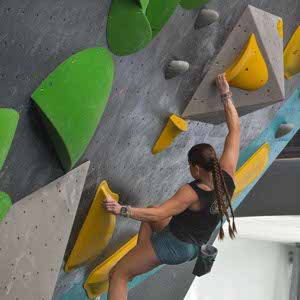 Catrin Hughes-Gibbard profile