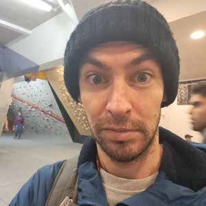 Robin Lawrie profile