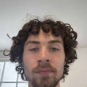 Calder Christopher profile