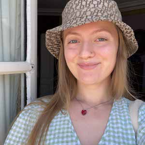 Evelyn Rotundu profile
