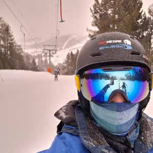 Tom Redwood profile