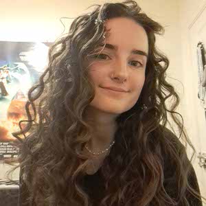 Martyna Winiarska profile