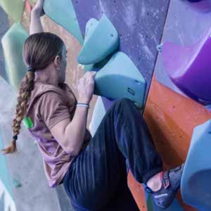 Luna Woolham profile