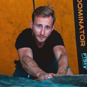 Niels Daubry profile