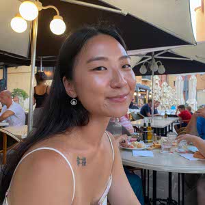 Chloe Wong profile