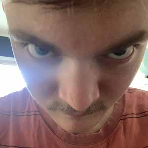 Luke Thompson profile