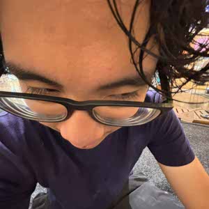 Celio Naveed Adhyvtra profile