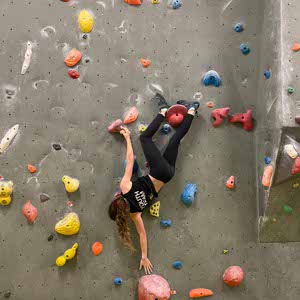 Charlotte Strugnell profile
