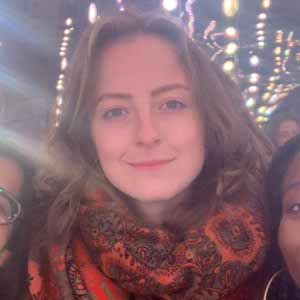 Luci Curnow profile