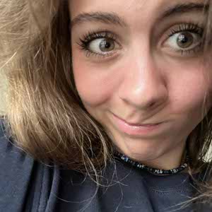 Holly Dobbing profile