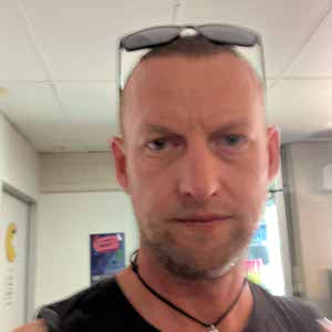 Toby Smith profile
