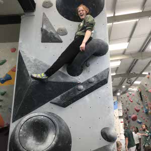 Izzy Haynes profile
