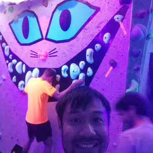 Hiu Chow profile