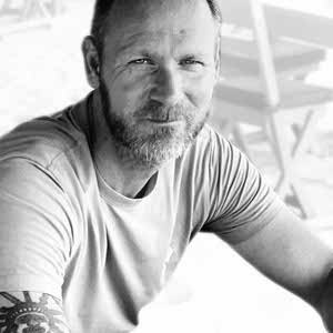 Scott Araya profile