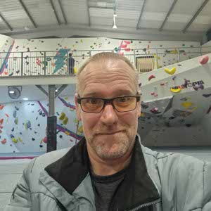 Paul Gomm profile